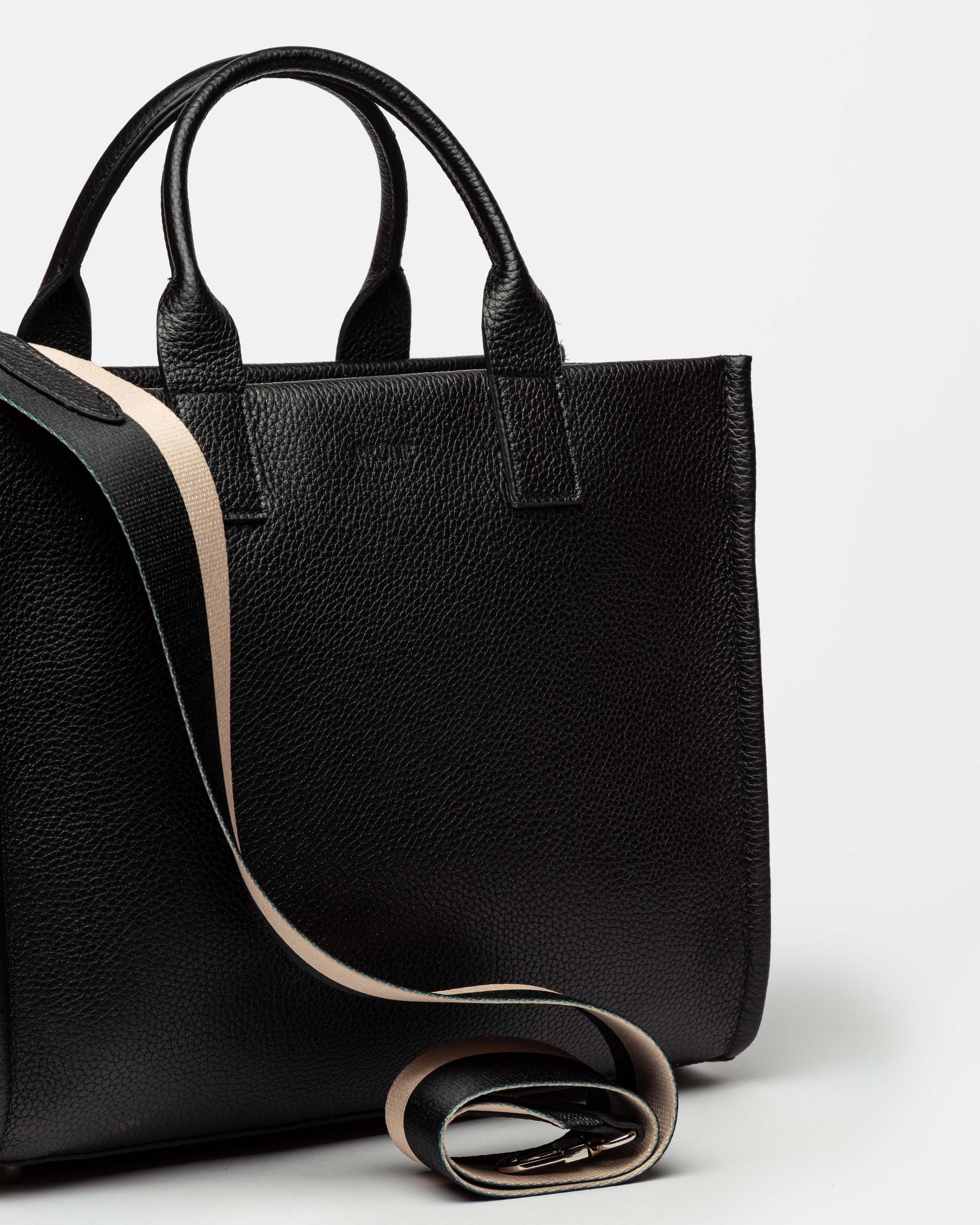 Cartera de mano Capri en cuero graneado