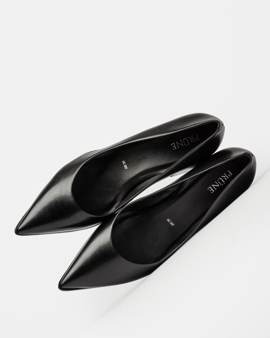 Stiletto Eva en cuero liso
