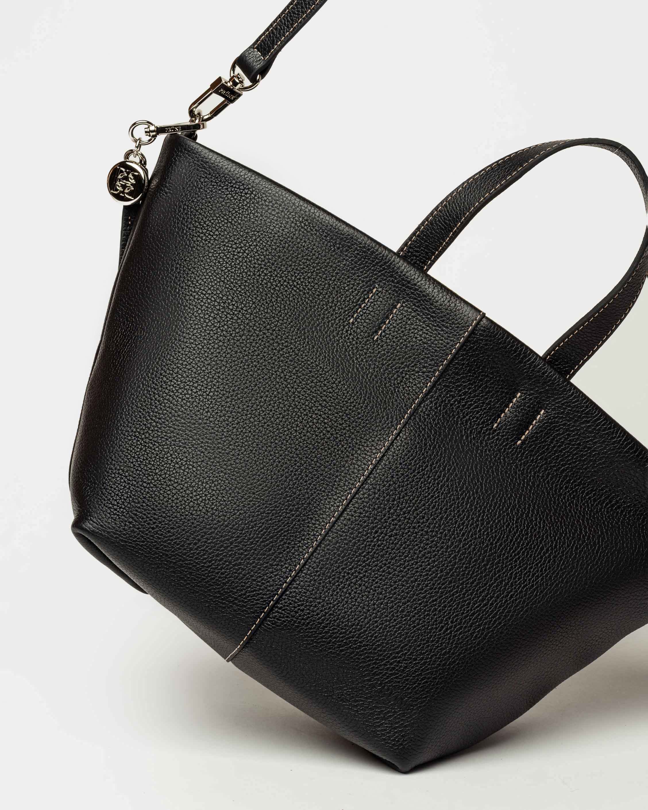 Cartera de mano The Flapper en cuero graneado