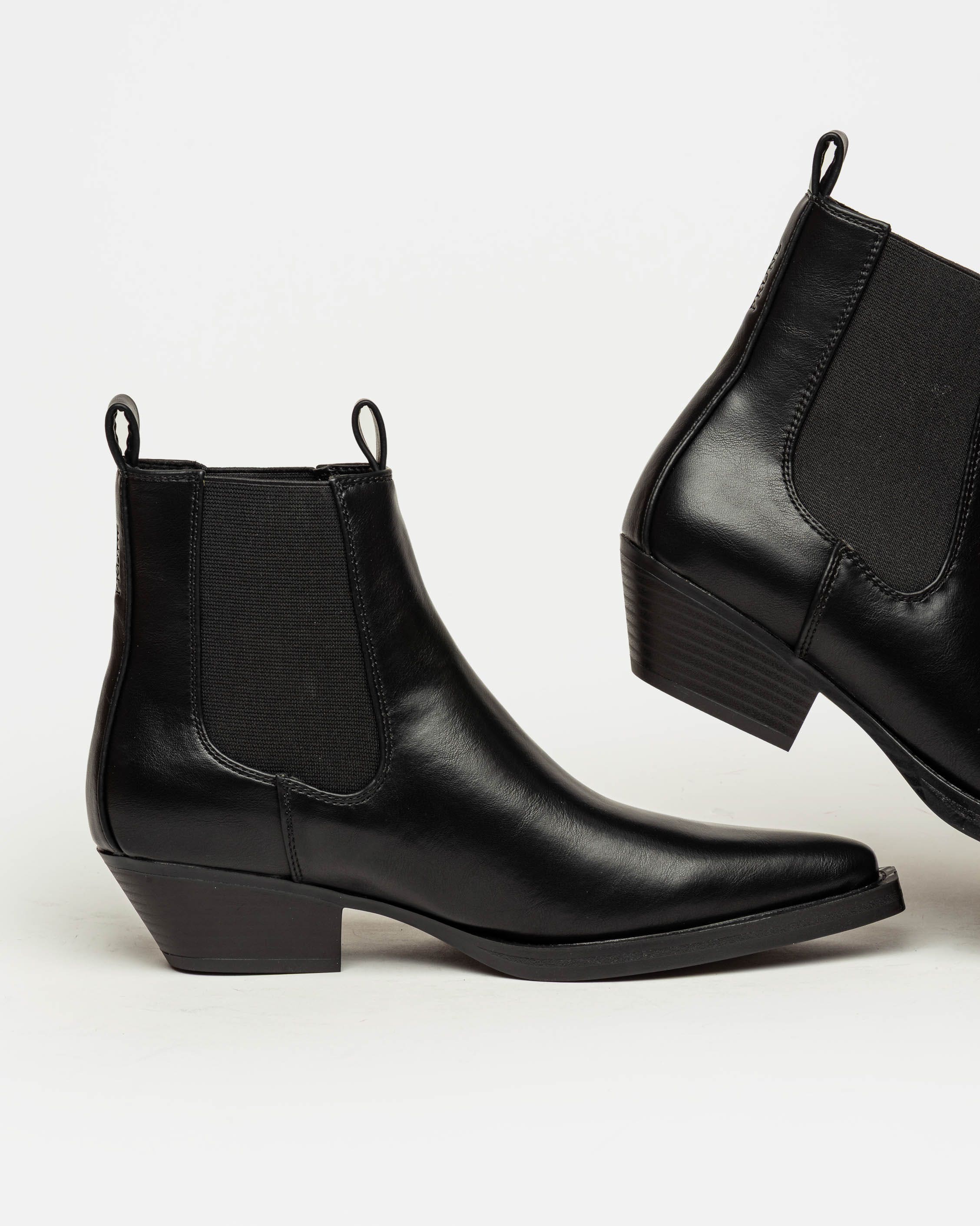 Bota caña baja Jolene en efecto cuero