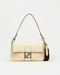 Cartera al hombro Signature en cuero graneado