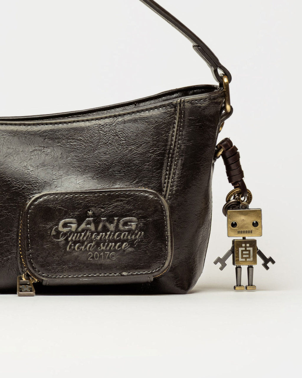 Bolso de hombro The Gang Brushed en efecto cuero liso