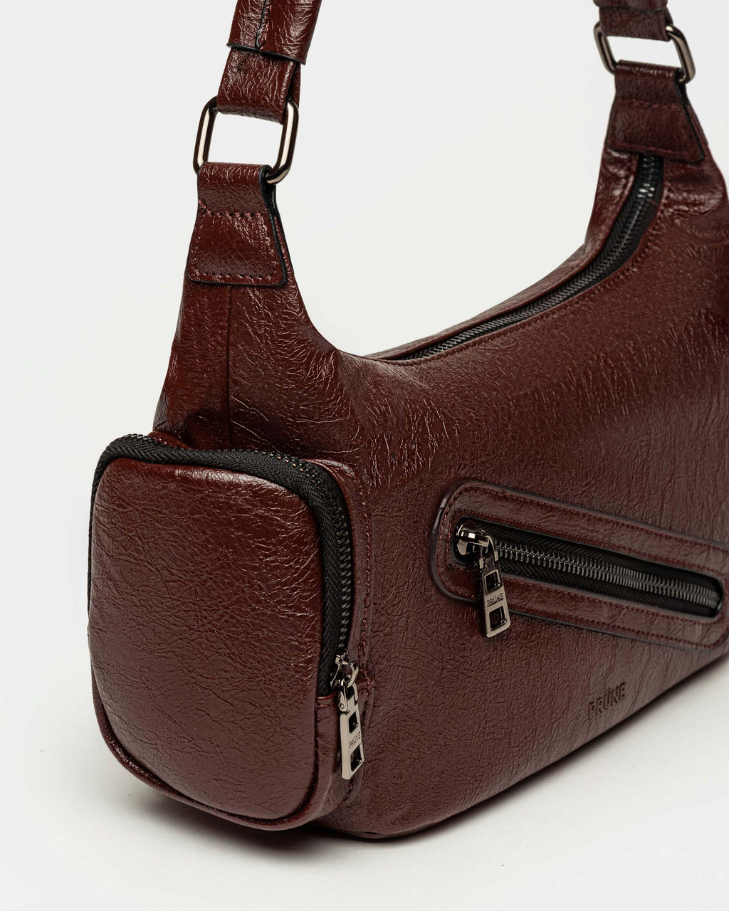 Cartera al hombro Kendall en efecto cuero arrugado