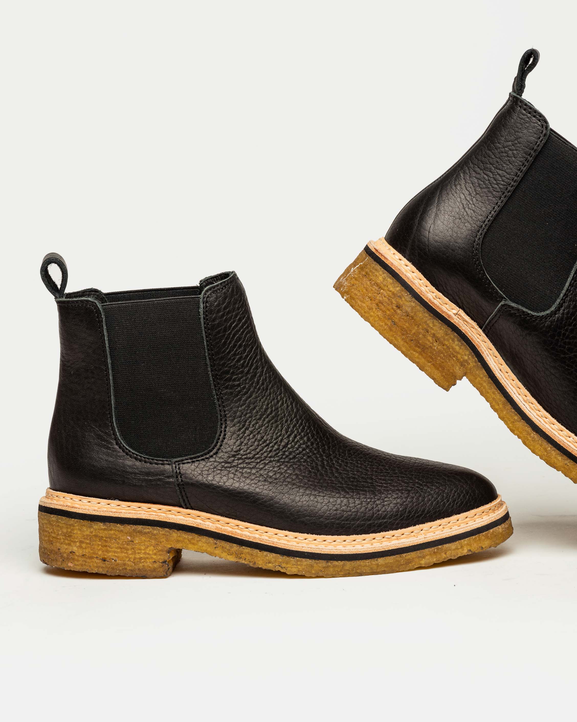Bota caña baja Brighton en cuero graneado