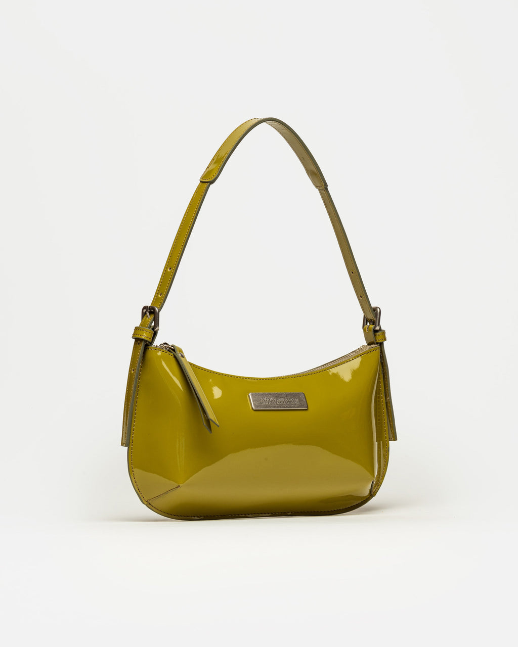 Cartera al hombro Mia en cuero charol