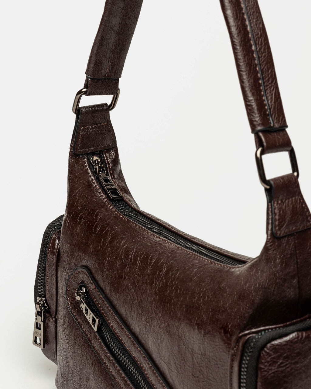 Cartera al hombro Kendall en efecto cuero arrugado