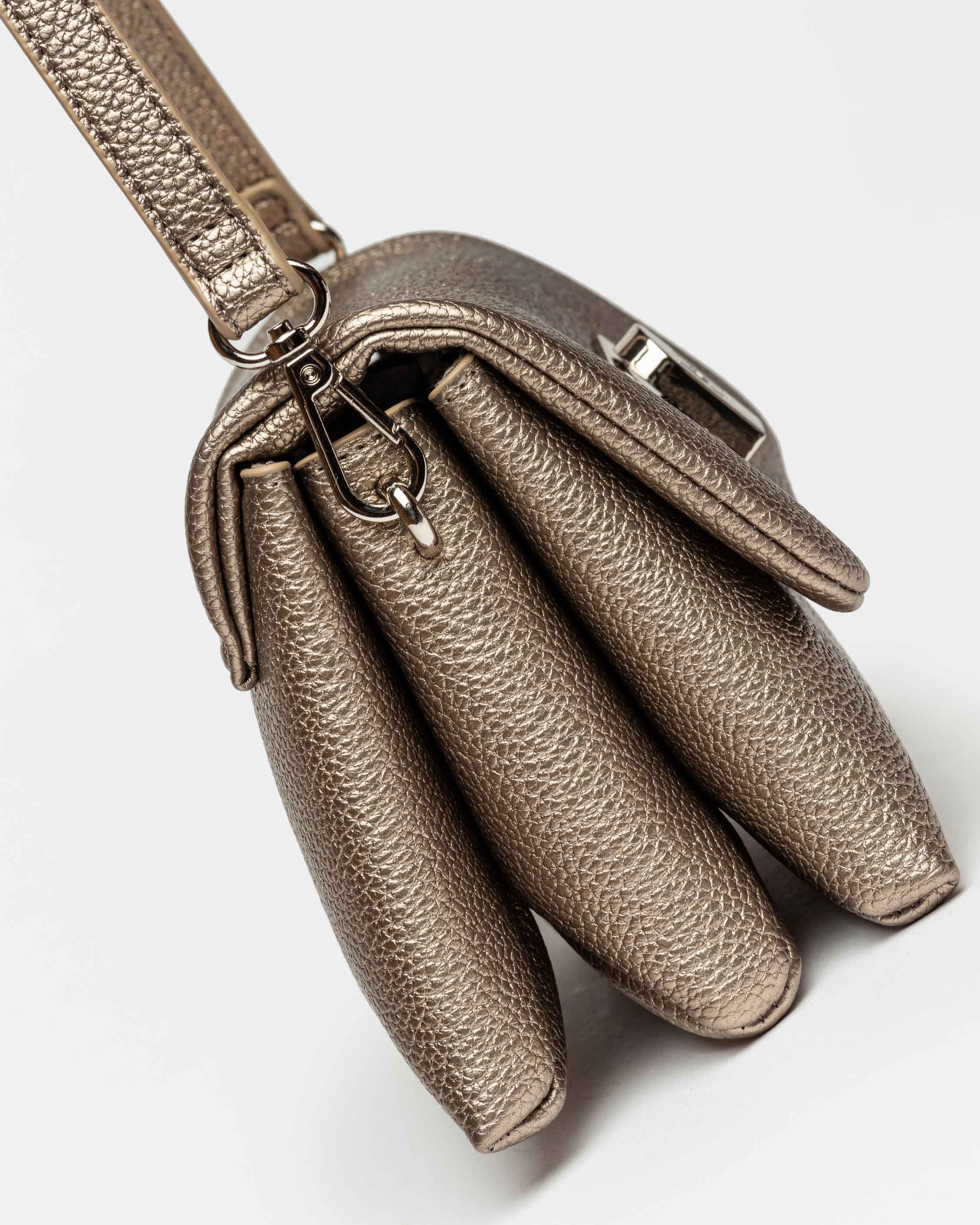 Mini bag Leisure en efecto cuero graneado